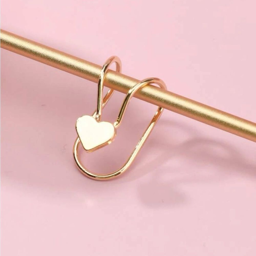 Gold 1pc Heart Ear Cuff - Picture 2 of 2